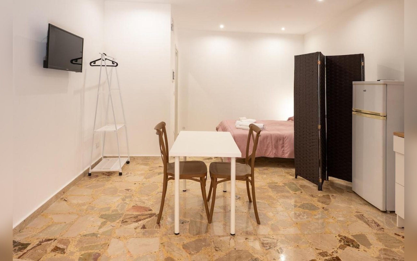 Holiday House Annunziata — Tre unità nel centro storico di Termini Imerese, 
